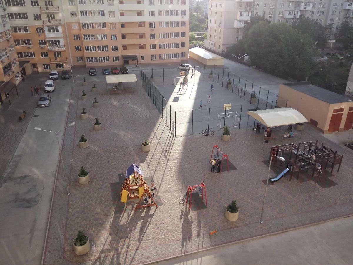 Своя Однокомнатная Квартира Oldenburg Bagian luar foto